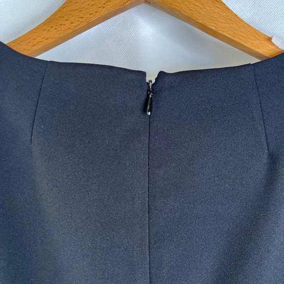 Calving Klein LBD Black Scoop Neck Pearl Sleeve Sheath Dress Classy Sz 4 - Picture 5 of 9